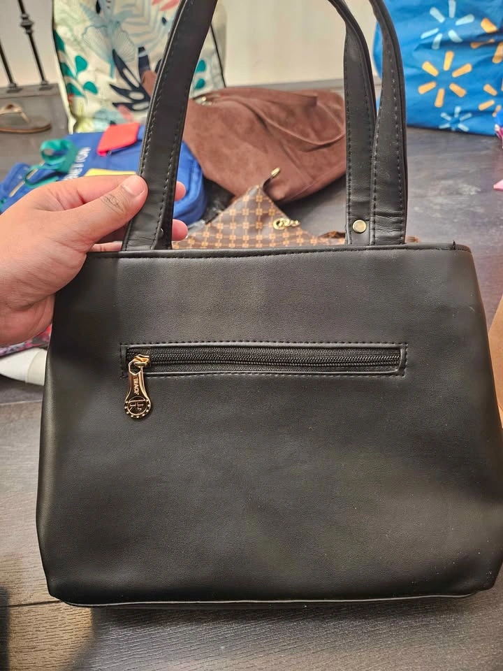 ERACE Black Handbag - photo 2