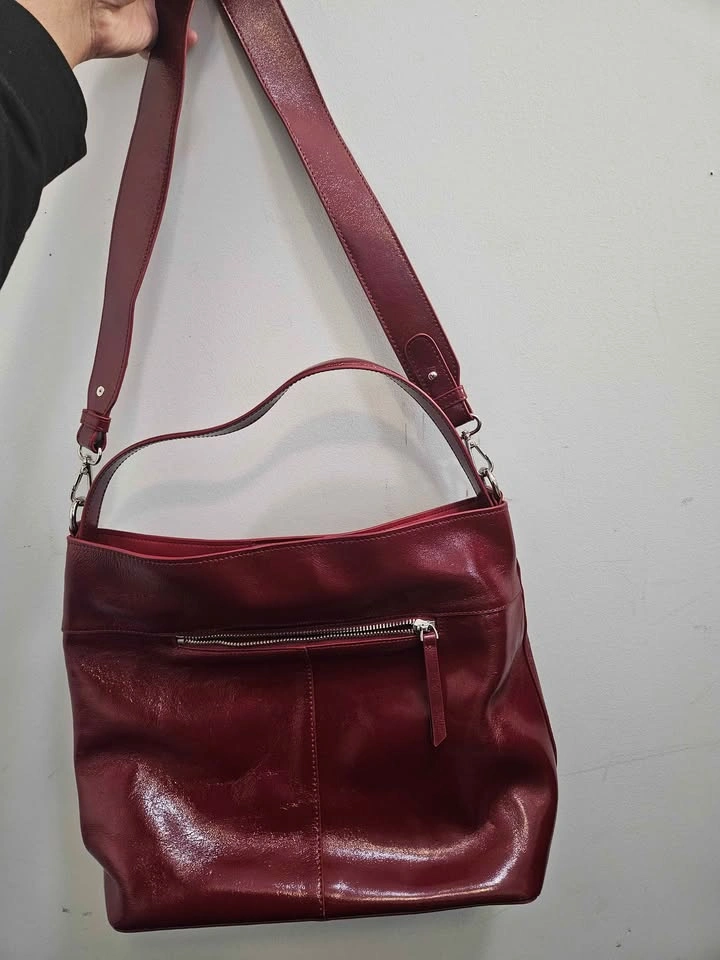 Red glossy shoulder bag - photo 3