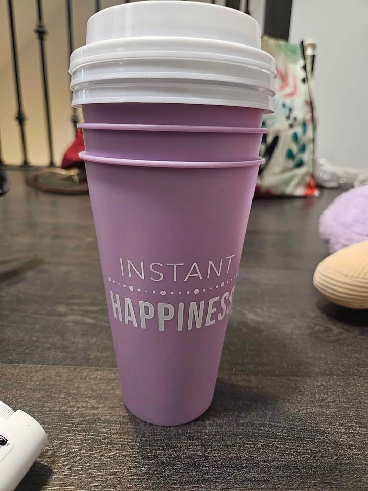 3 Purple Coffee Cups with Lids - photo 2