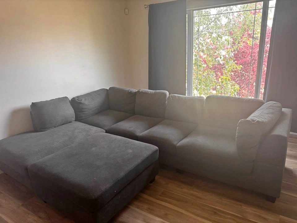 Sectional sofa and ottoman