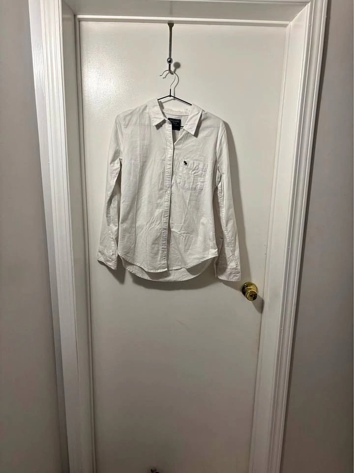 Abercrombie & Fitch White Button Down Shirt