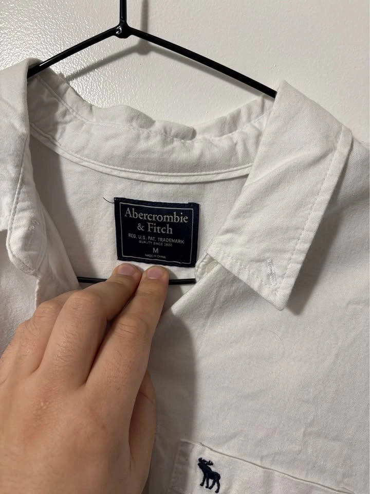 Abercrombie & Fitch White Button Down Shirt - photo 2