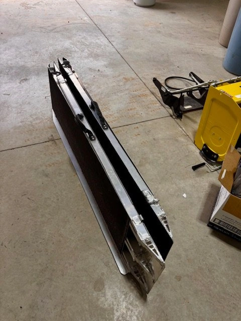 Aluminum Multi-Fold Ramp - 600 lb Capacity - photo 2