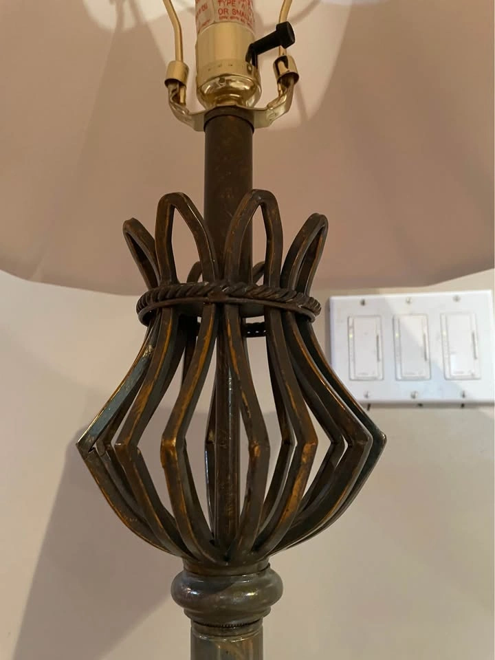 Vintage Ornate Bronze-Tone Metal Floor Lamp - photo 5