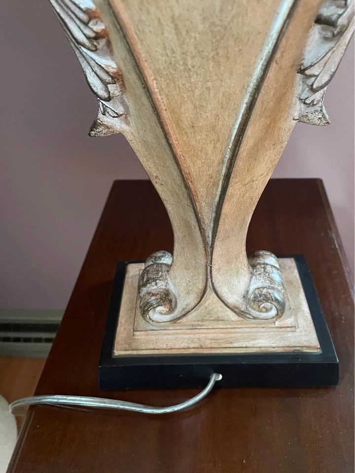 Traditional Ornate Resin Table Lamp with Cream Bell Shade - photo 5