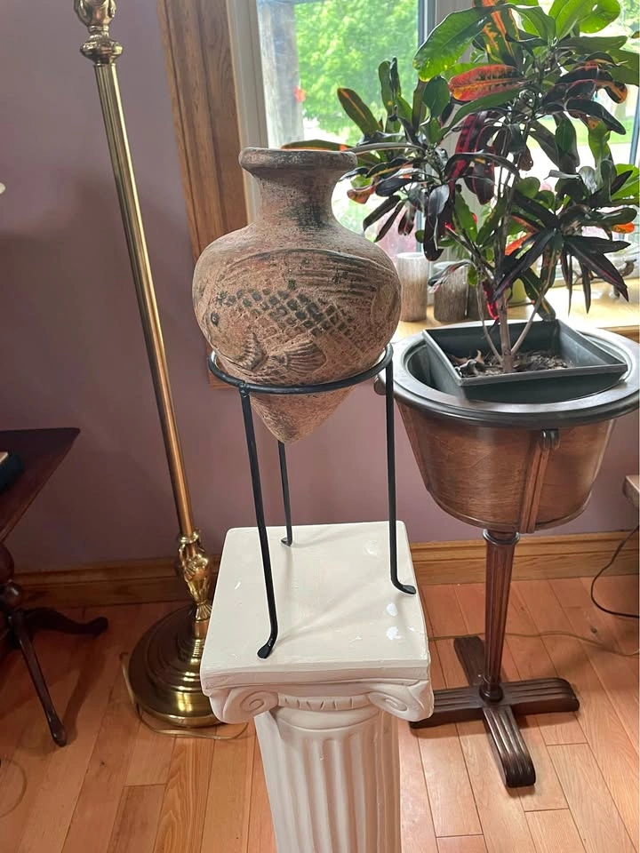 Rustic Hand-Painted Terracotta Fish Planter Pot with Metal Stand
