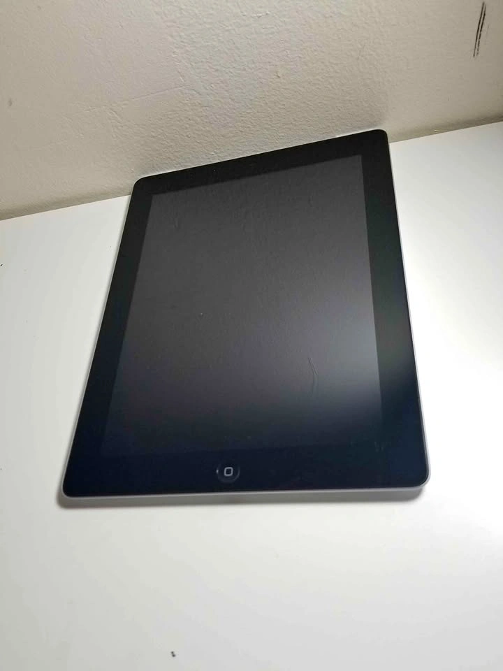 Apple iPad 4 (4th Gen) 16GB - For Parts