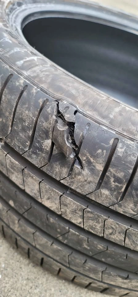 BMW X5 Pirelli P-Zero RunFlat Tire 315/35R21XL - photo 5