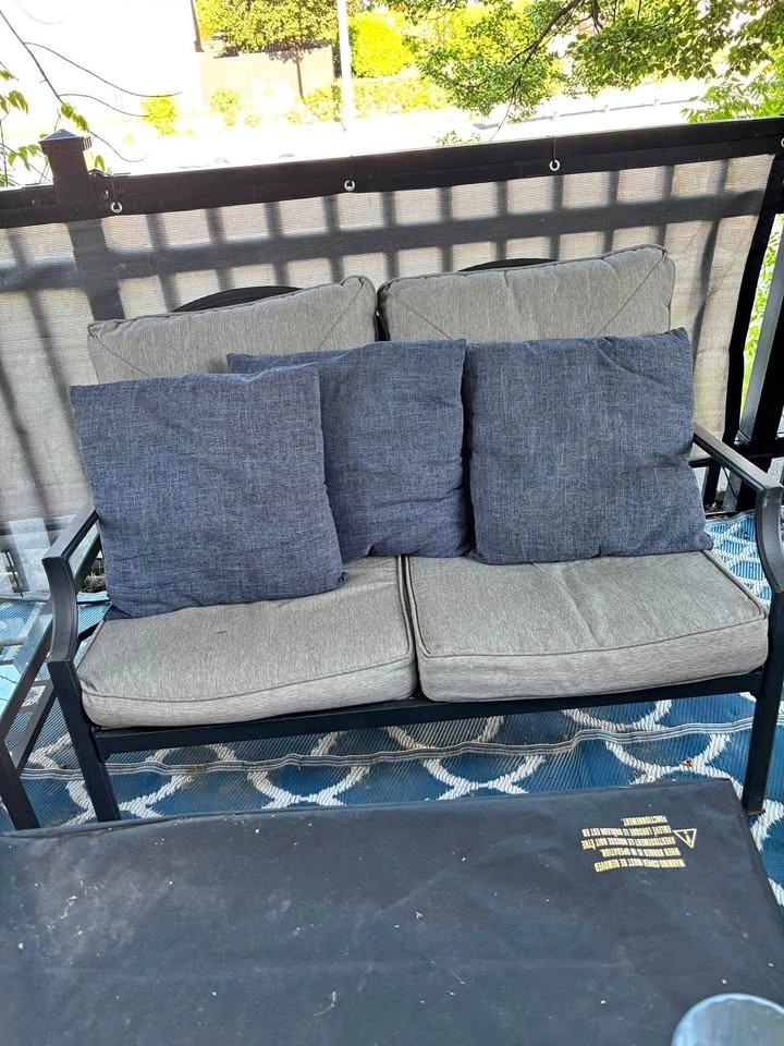 Indoor/Outdoor Throw Pillows
