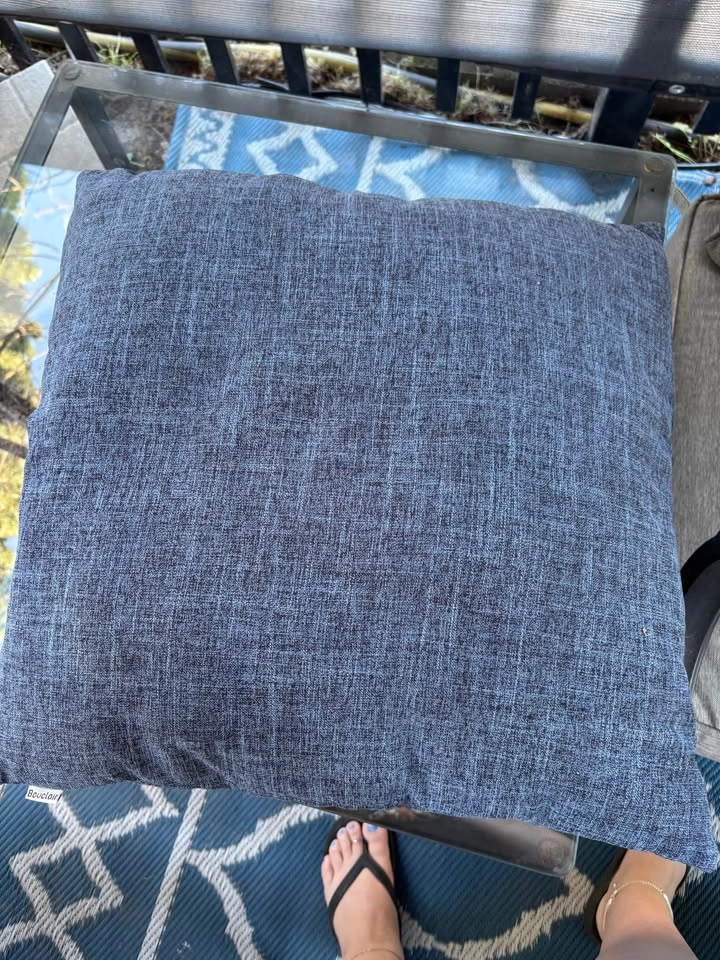 Indoor/Outdoor Throw Pillows - photo 3