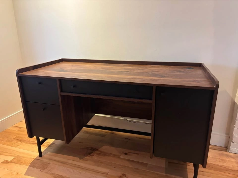 Office Desk - photo 2