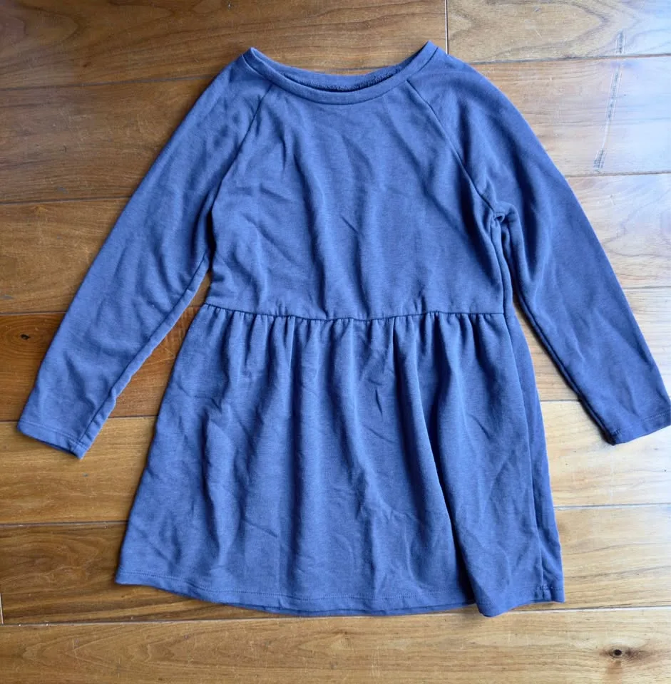 Girls Old Navy Dress thumbnail
