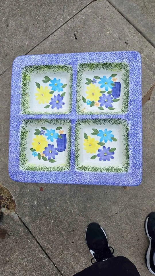 Ceramic 4 Section Serving Dish, 15in Square