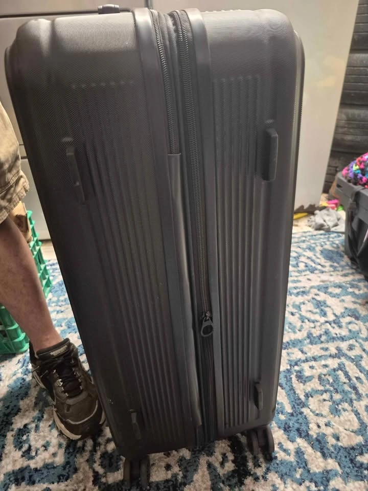 Bugatti Black Hardshell Suitcase - photo 4