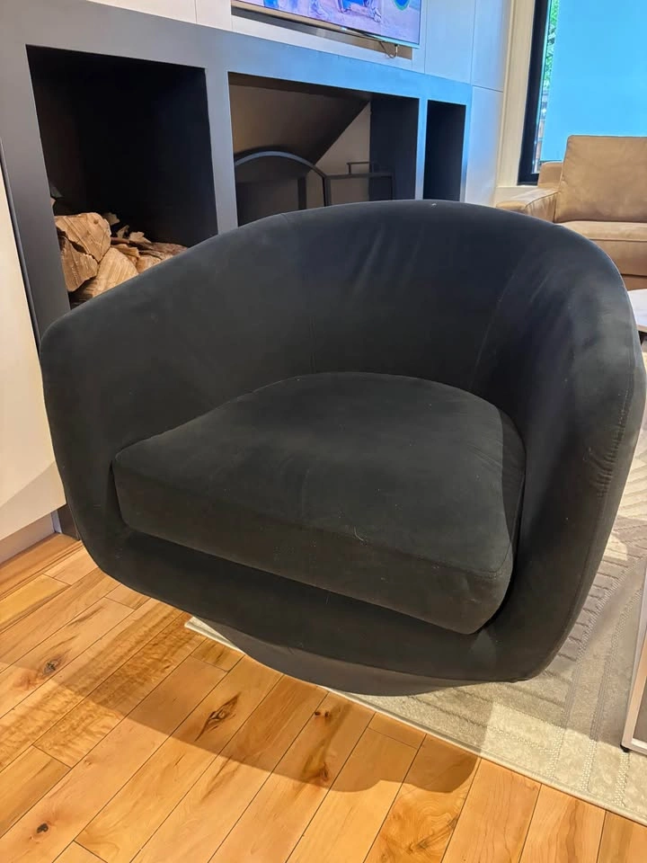 2x Modern Velvet Swivel Barrel Chair