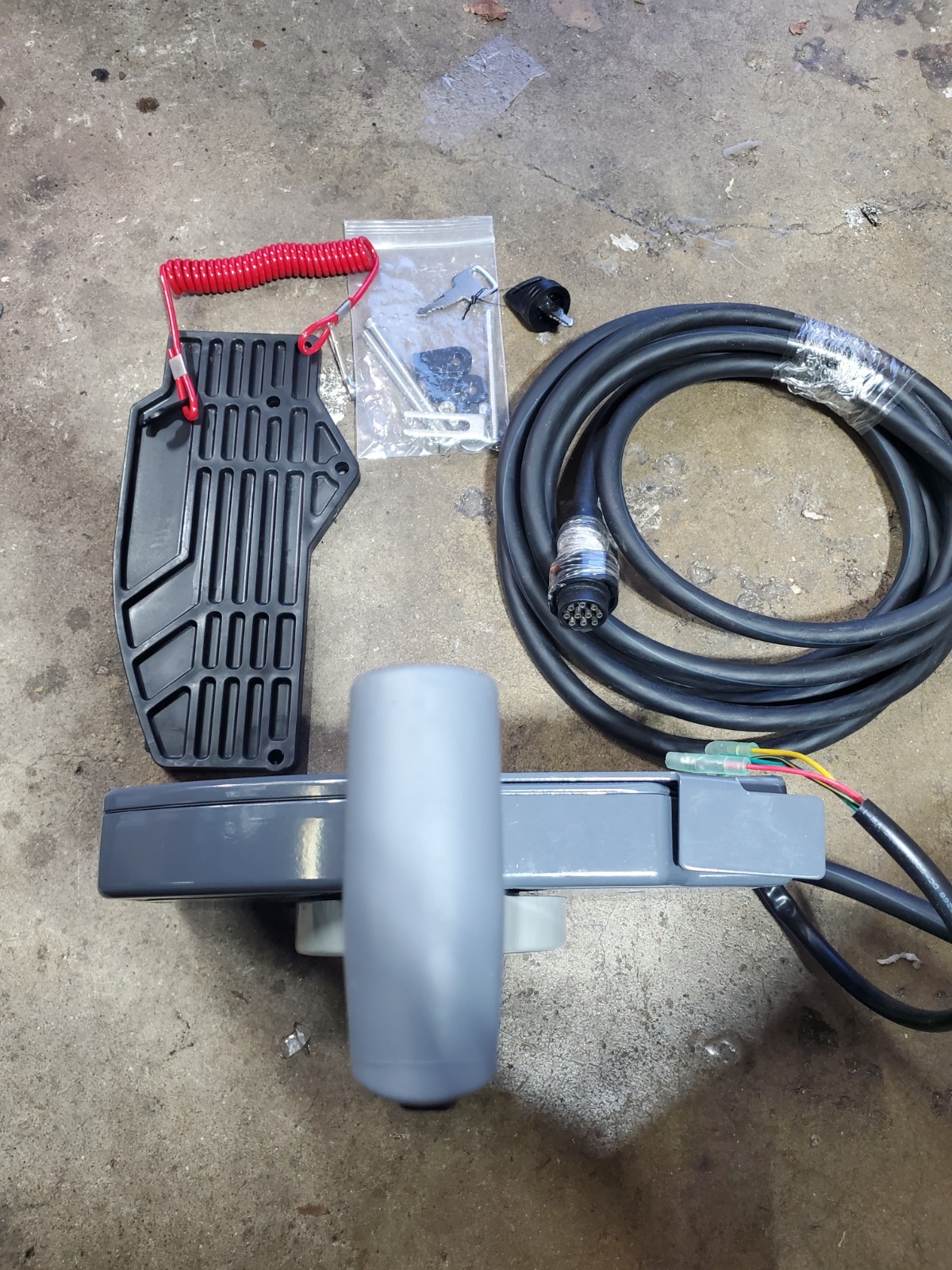 Remote Control Box Assy for Outboard Motor 703-48205-16 - photo 5
