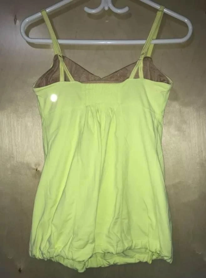 Lululemon Lime Tank Top Size 6 - photo 2