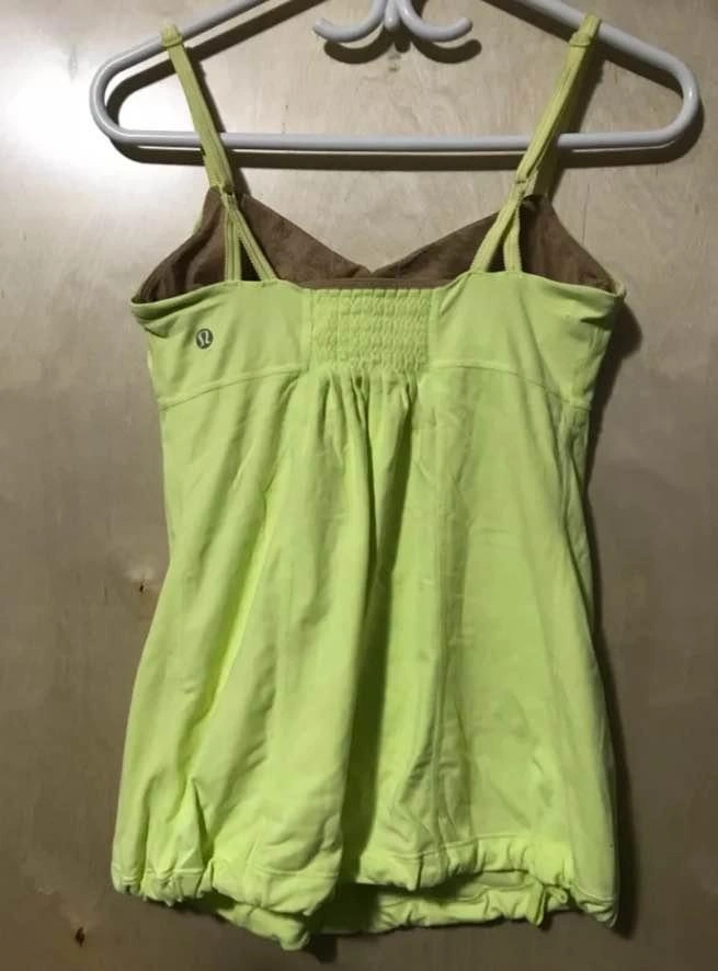 Lululemon Lime Tank Top Size 6 - photo 3