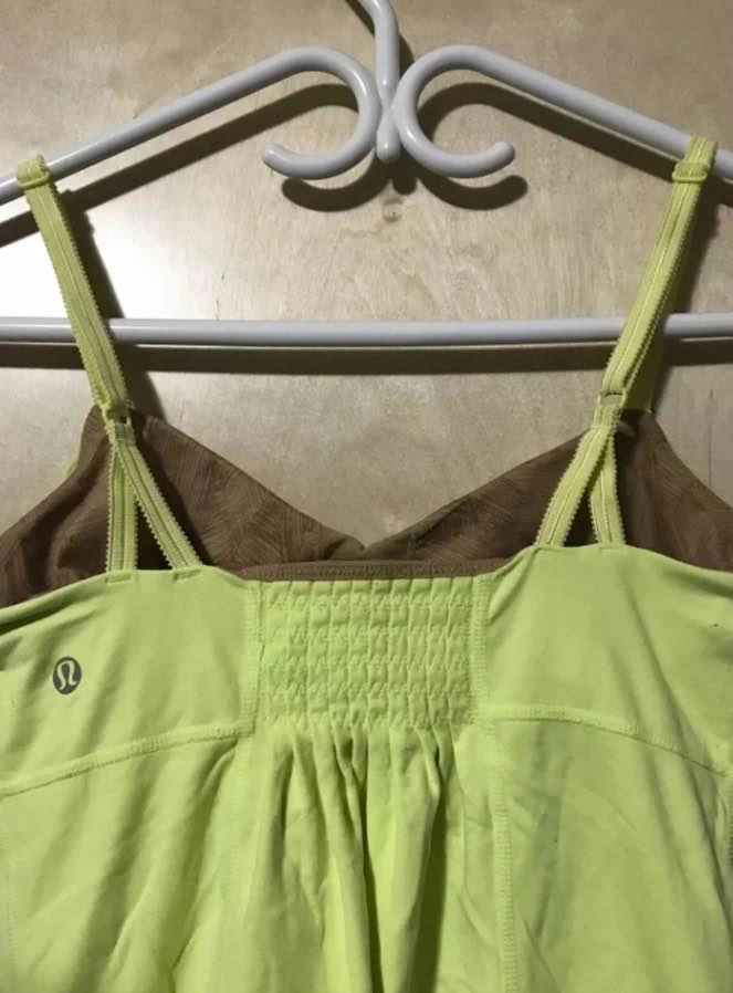 Lululemon Lime Tank Top Size 6 - photo 4