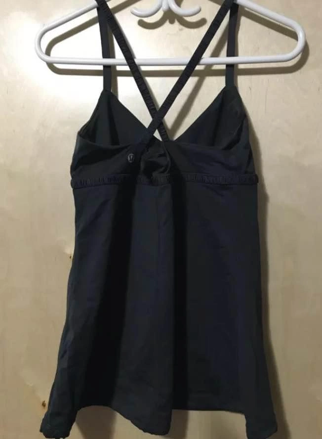 Lululemon Black Criss Cross Tank Top Size 6 - photo 3
