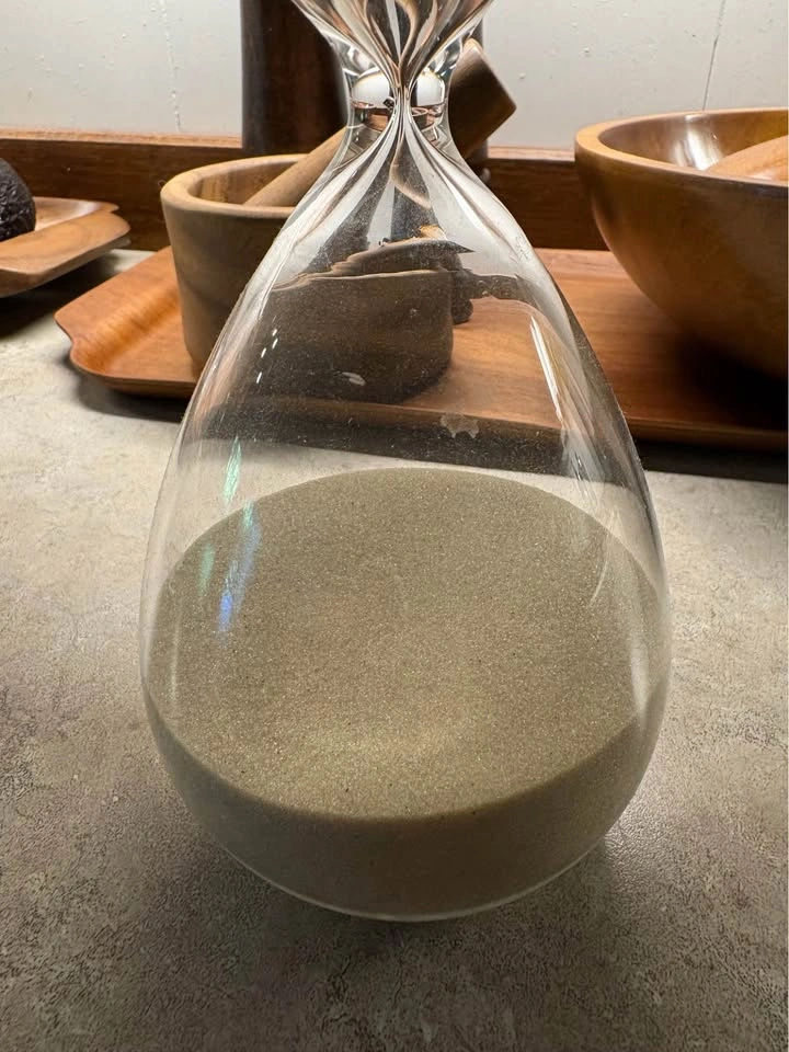 Vintage Decorative Glass Hourglass / Sand Timer (10” Tall) - photo 2