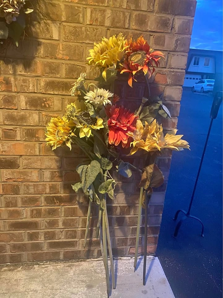 Large lifesize Fall sunflower Floral Bundles $15 ea