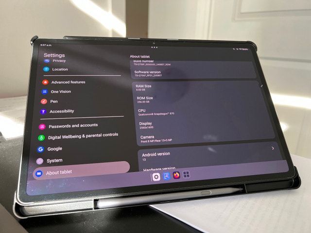 Lenovo Tab P12 Pro with Case - photo 4