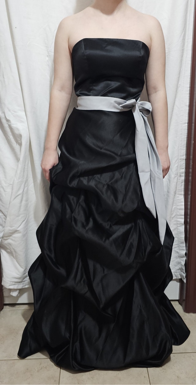 Bella Formals Women's Size 6 Strapless Maxi Dress