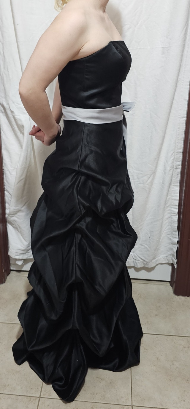 Bella Formals Women's Size 6 Strapless Maxi Dress - photo 2