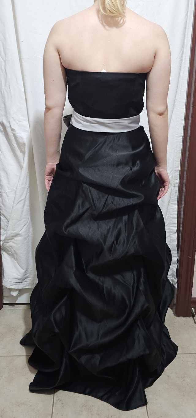 Bella Formals Women's Size 6 Strapless Maxi Dress - photo 3