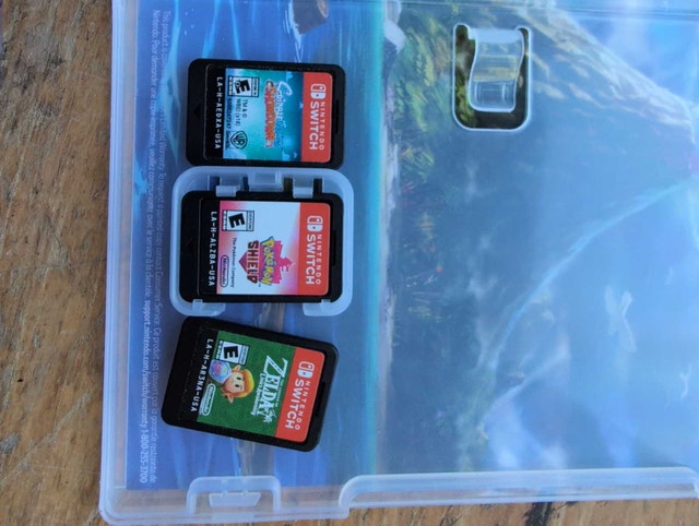 Nintendo Switch Lite with 3 Games - photo 2