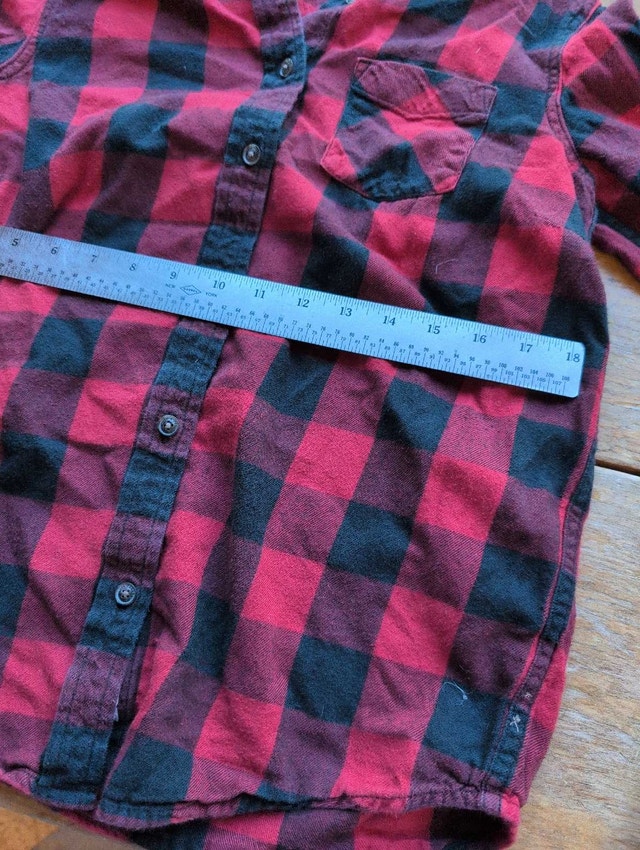 Roots Flannel Shirt woman's small - photo 3