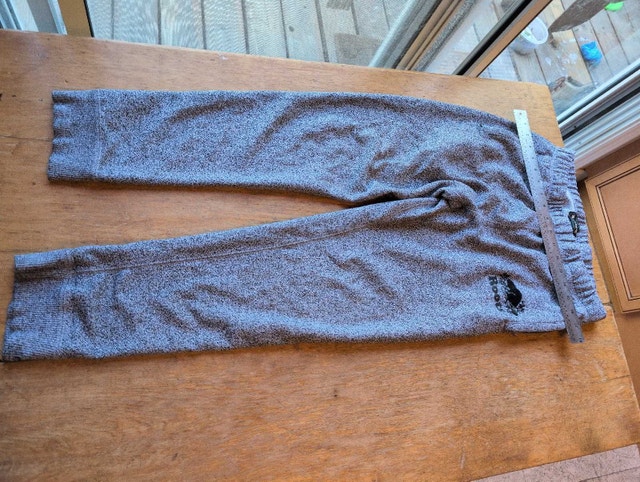 Roots Sweatpants adult small grey