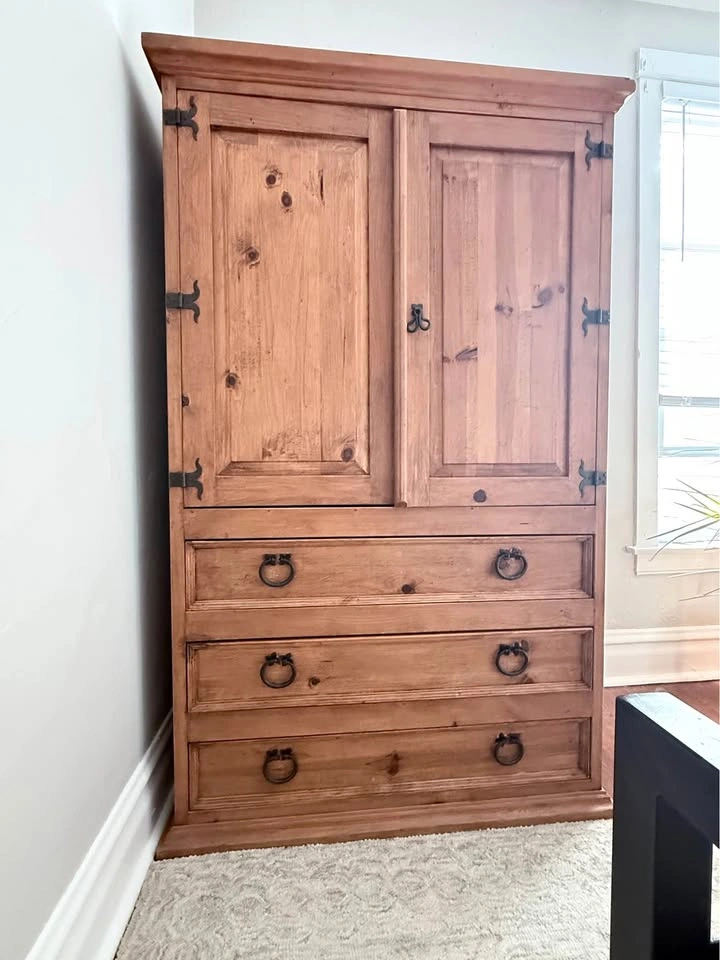 Solid Wood Rustic Bedroom Set
