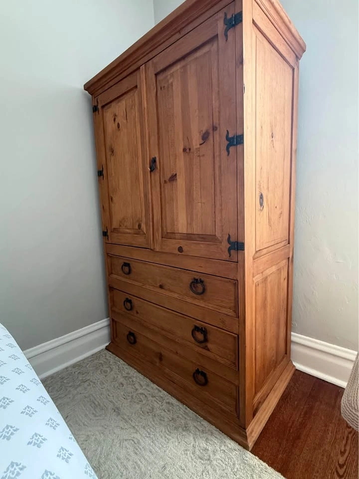 Solid Wood Rustic Bedroom Set - photo 2