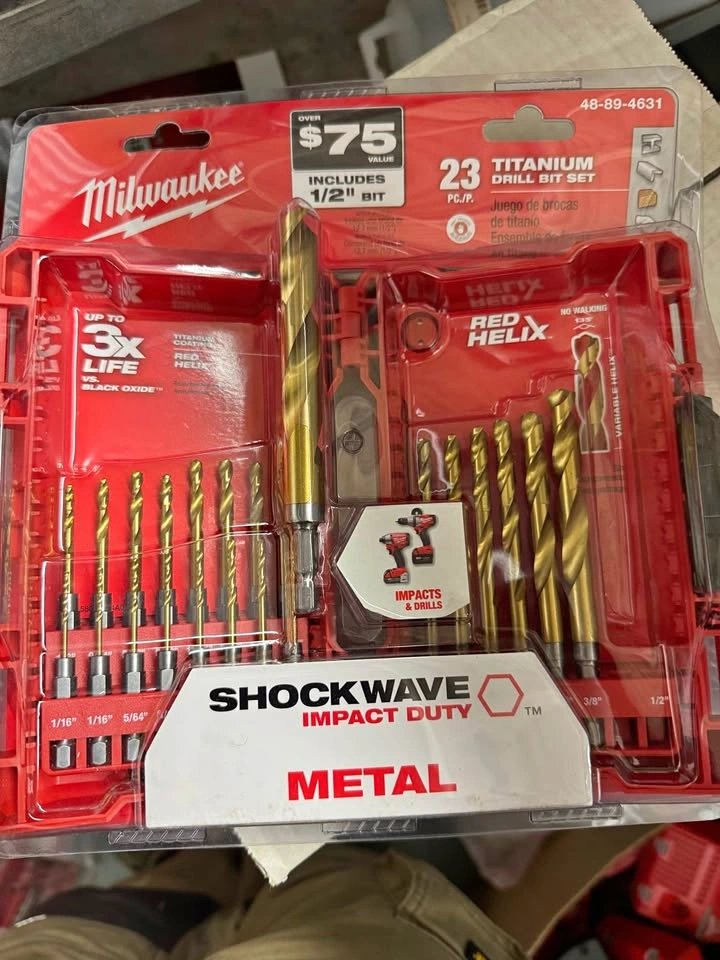 Milwaukee Titanium 23 Piece Set