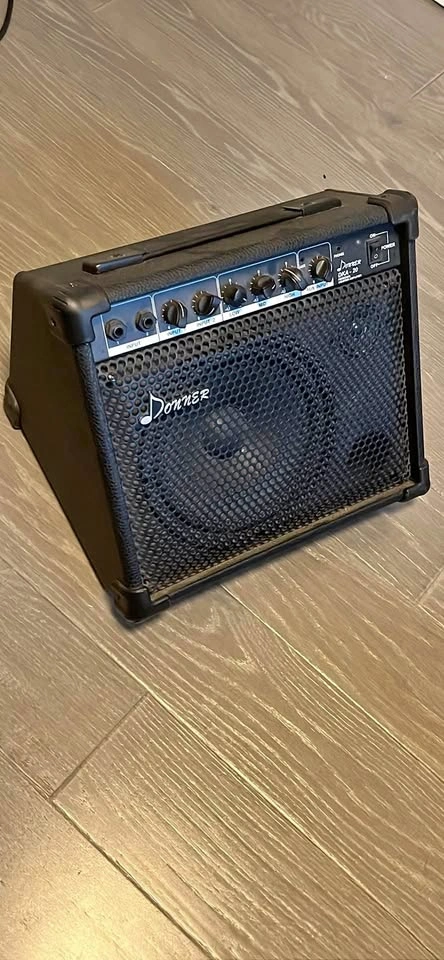 Donner DKA-20 Amp