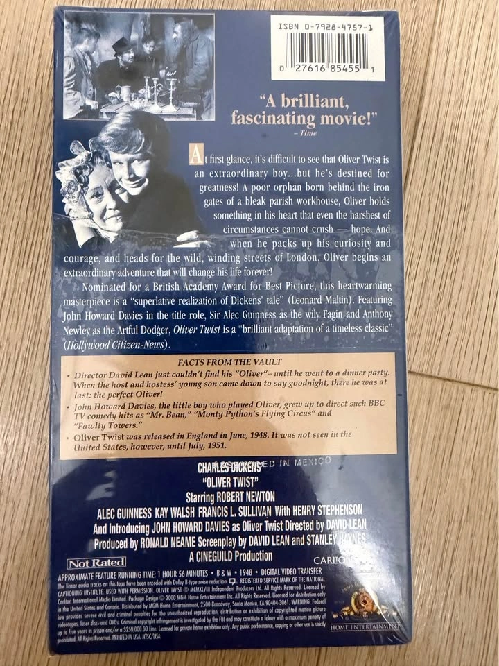 Oliver Twist VHS (1948) Vintage Classics - photo 2