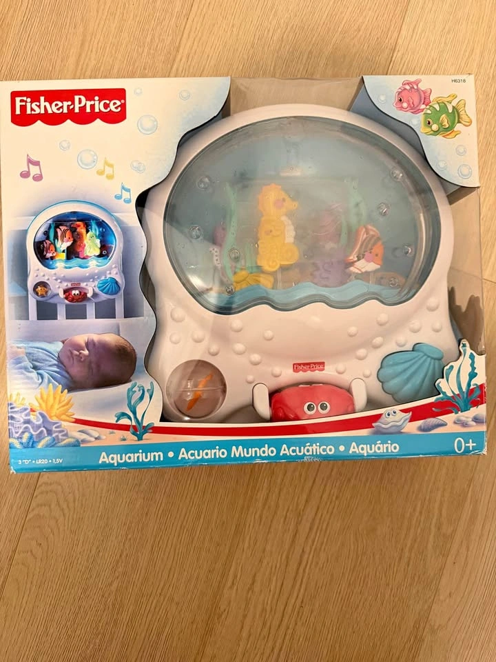 Fisher Price Ocean Wonders Aquarium Crib Toy