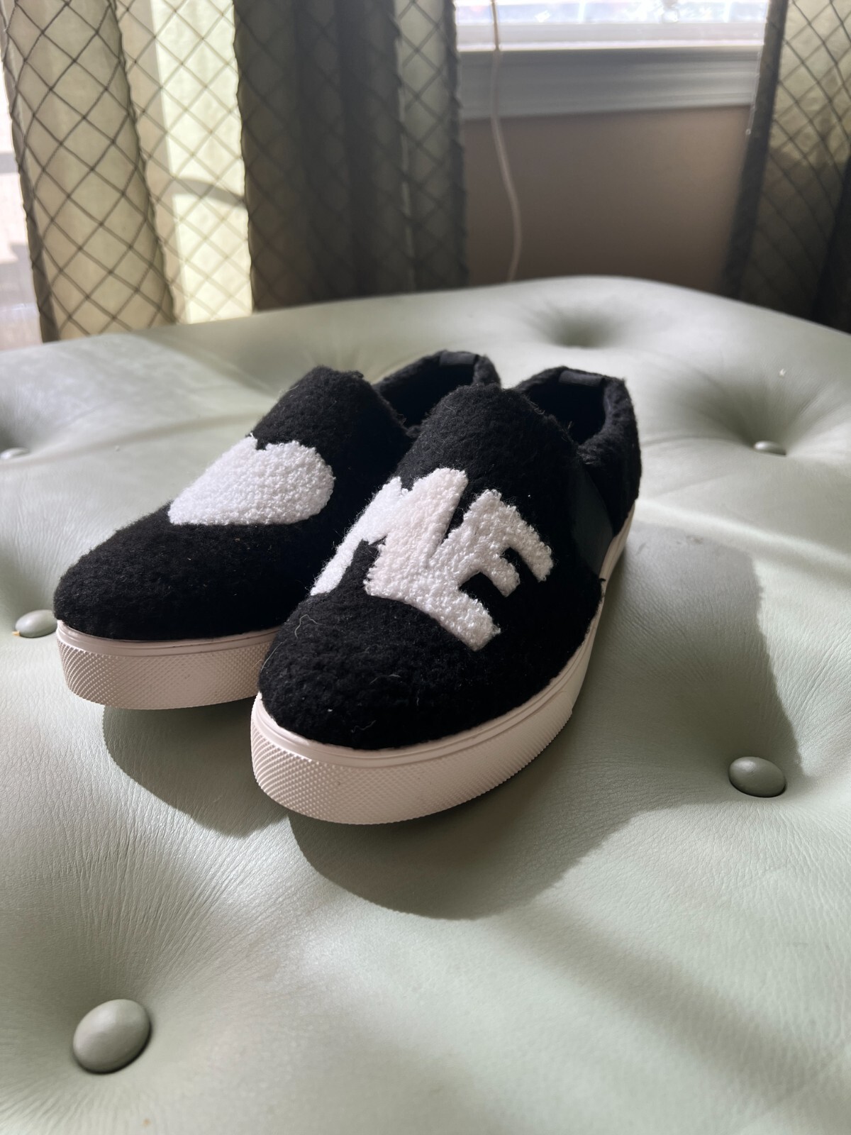 Aldo Women's Sneaker Size 8.5 Slip On Black White LOVE