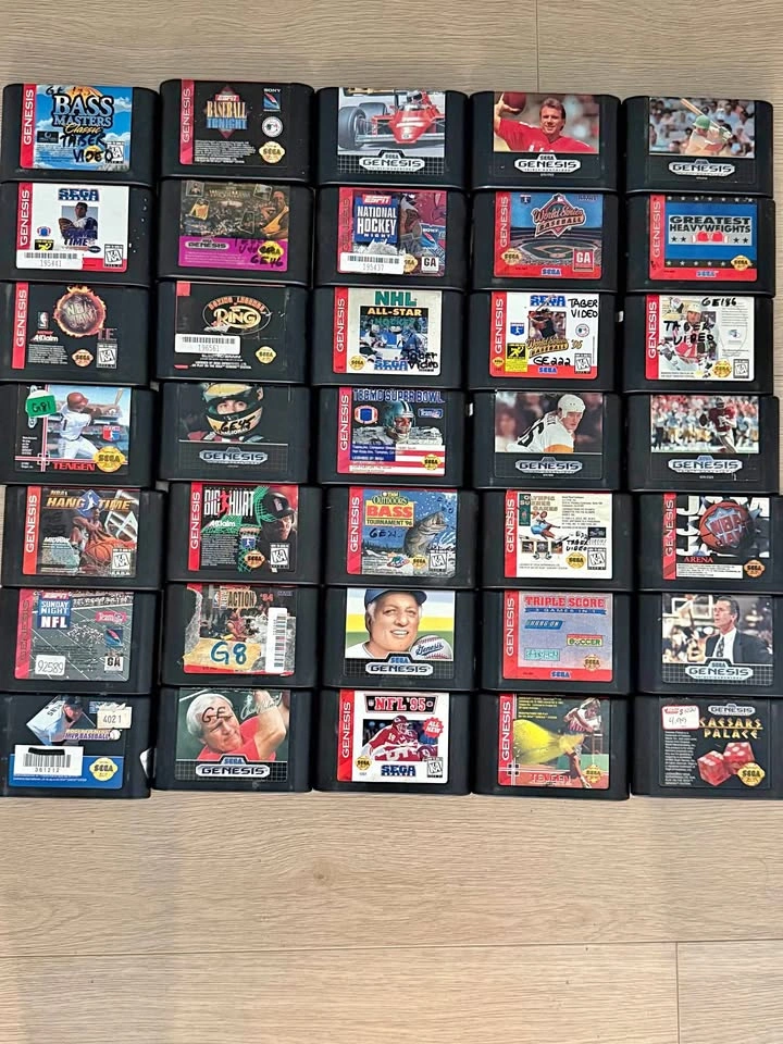 35 Sega Genesis Games Lot: Sports, Wrestling, Racing, NBA Jam, T