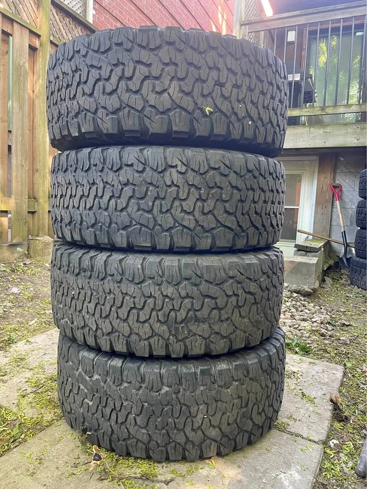 LT 305/65R17 BF Goodrich All-Terrain T-A KO2 - Set of 4