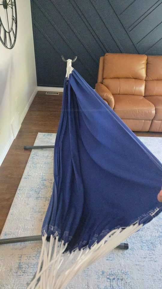 Hammock - Fabric with Metal Frame and Carrying Bag - photo 3