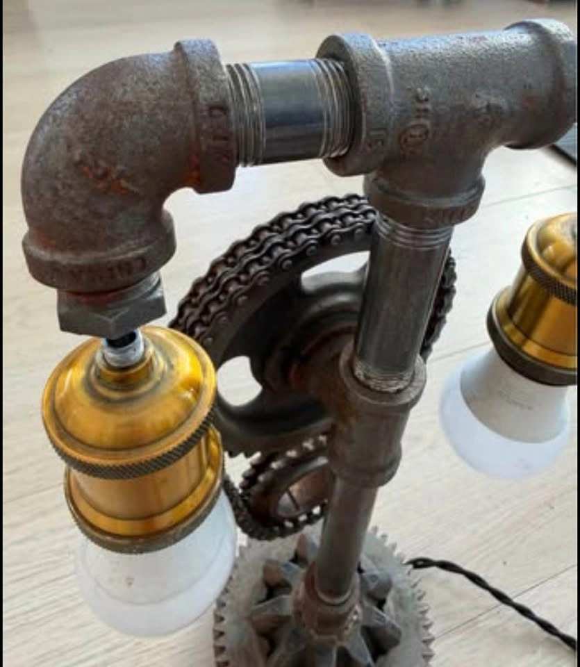 Handcrafted Retro Industrial Steampunk Lamp Gear Chain Table Lam - photo 4