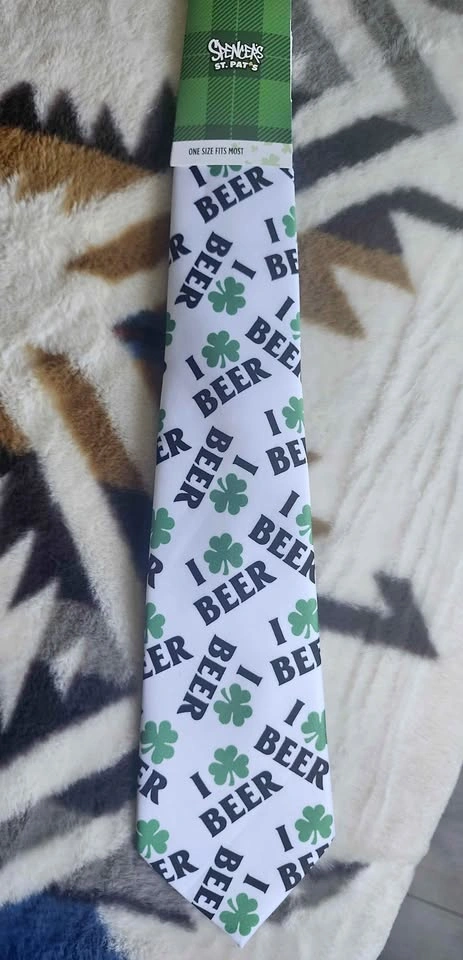 Spencer's I Love Beer Tie