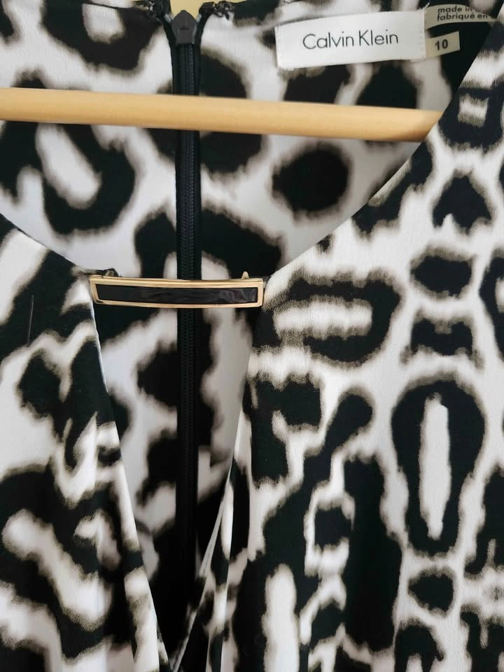 Calvin Klein Animal Print Dress - Size 10 - photo 4