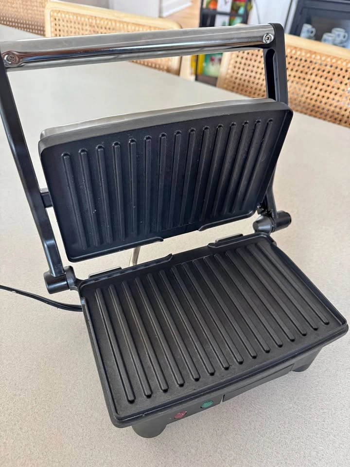 Panini Press & Contact Grill - Elite by Maxi-Matic