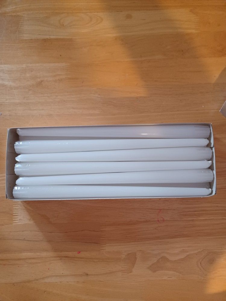 Twelve White 12" Lillian Vernon Taper Candles - photo 3