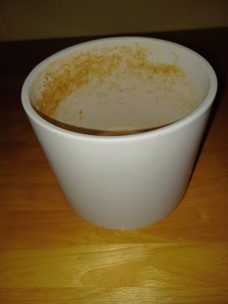 White Ceramic Planter Pot - photo 3
