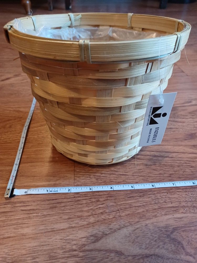 Woven Basket Planter Pot With Liner